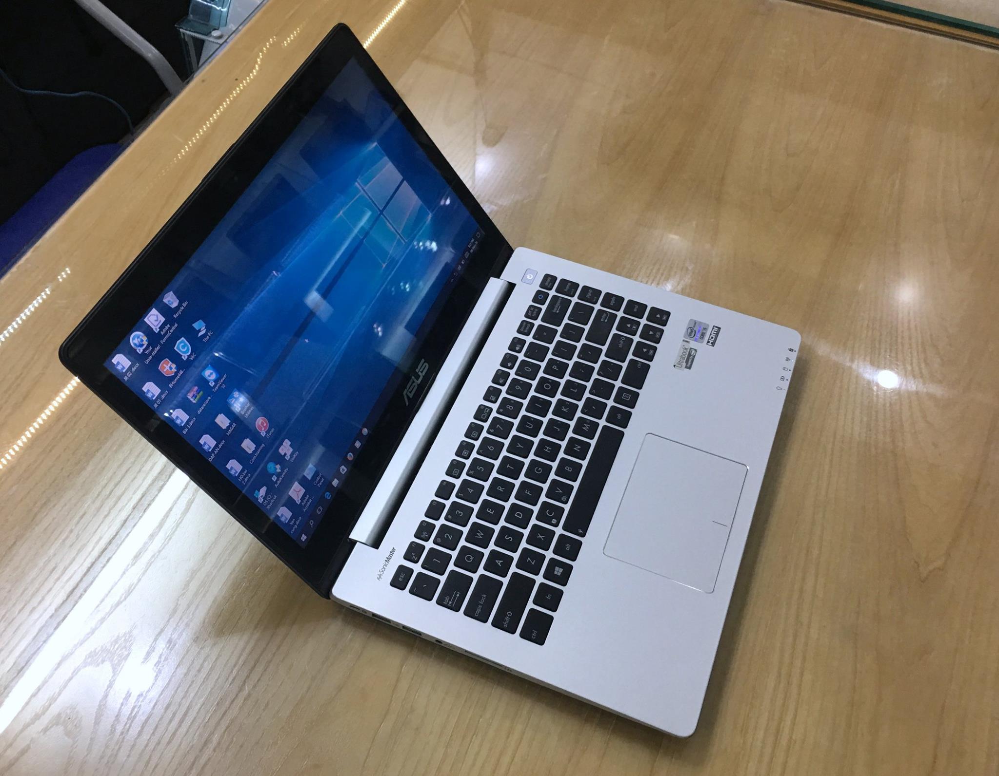 Laptop Asus Asus Vivobook S400CA.jpg